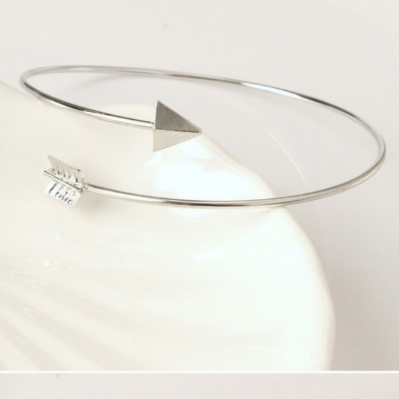 Bangle Bracelet (silver) - Picture 3 of 3